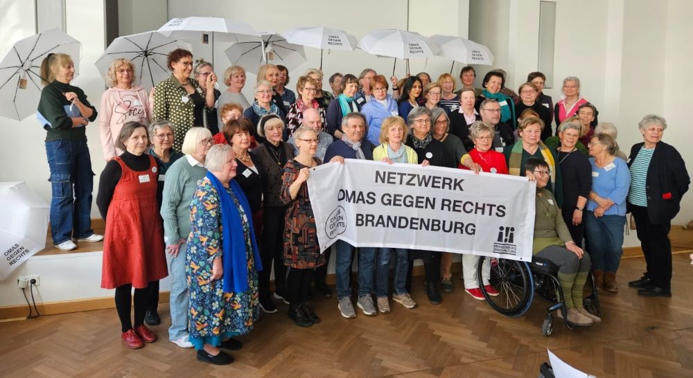 Omas gegen rechts3