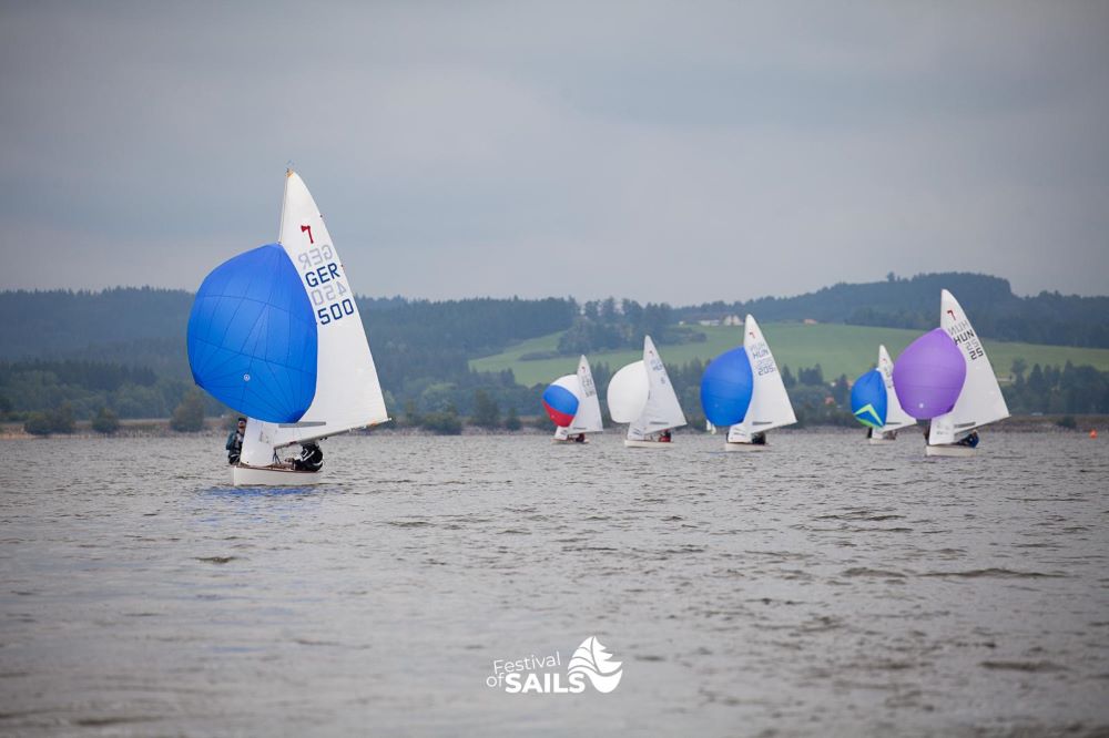 Mit Spinnaker auf Kurs_2