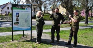 Dreiseitenaufsteller_Klf_04_KlfJagdhornblaeser